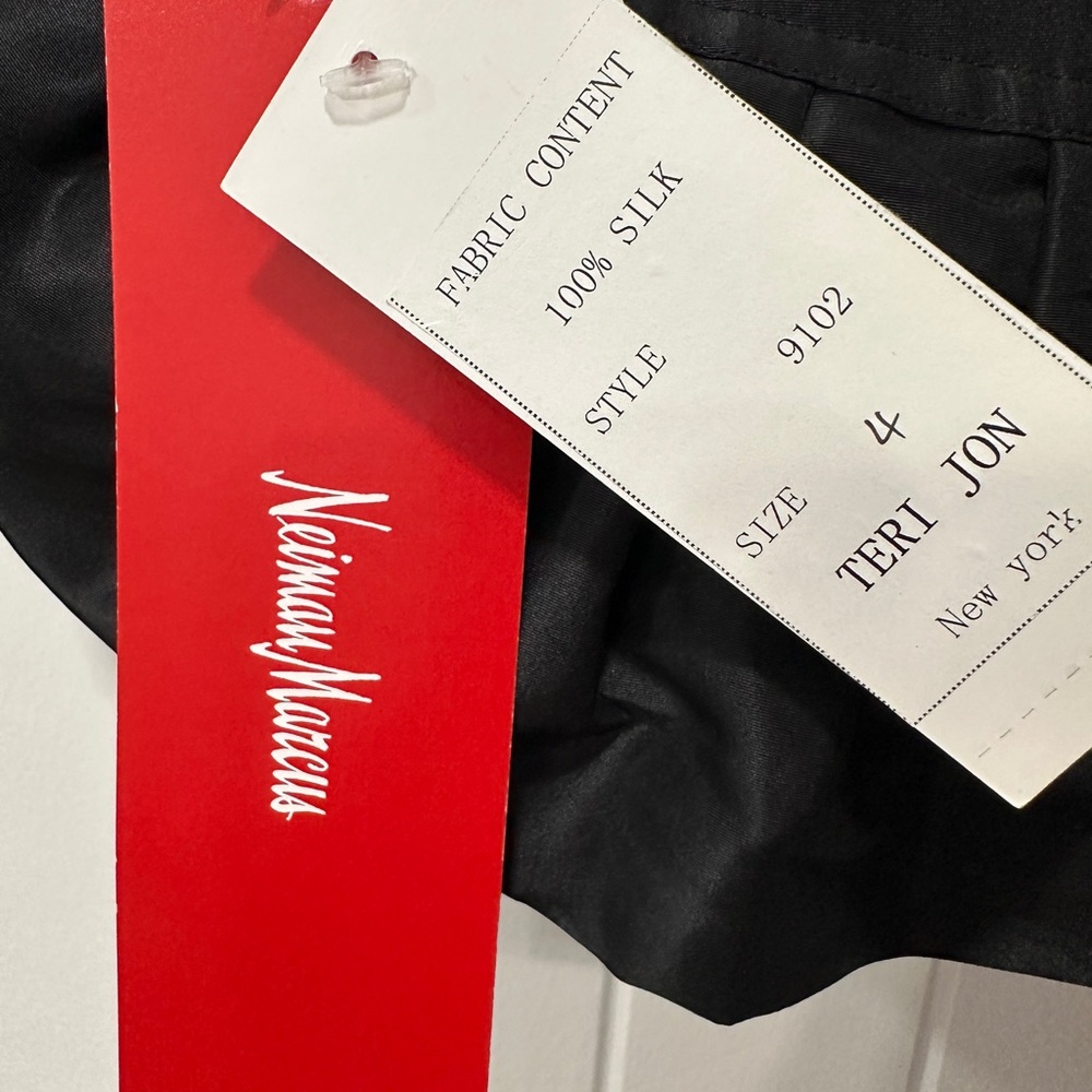 NWT Teri Jon Black Satin Shawl Jacket - Picture 4 of 4